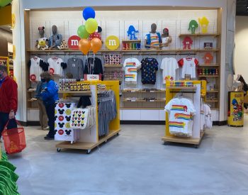 m&m store disney springs