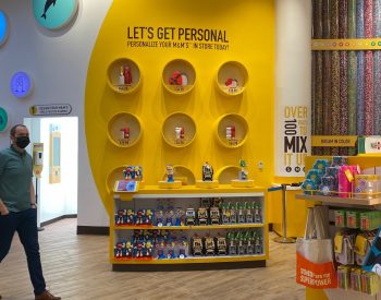 m&m store disney springs