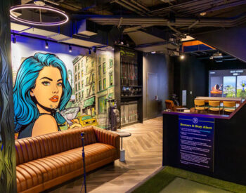 Five Iron Golf NYC Flatiron flagship